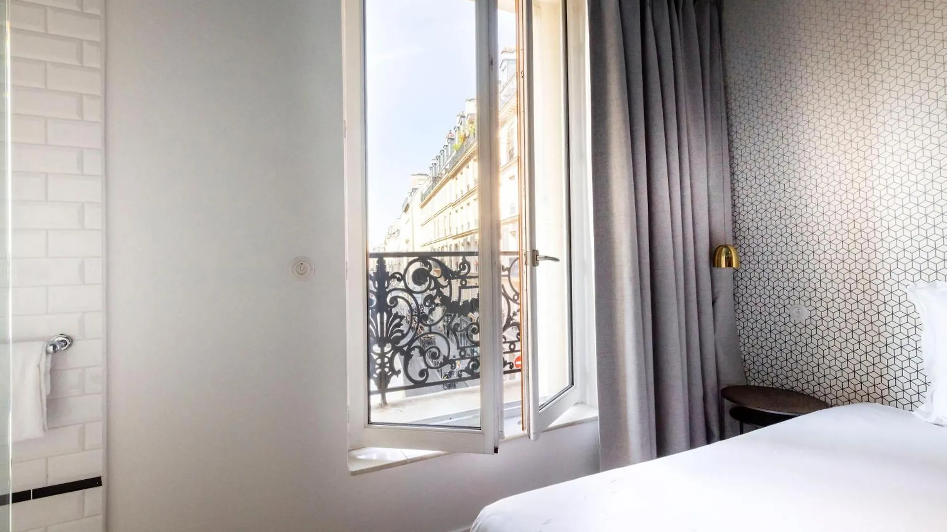 Emile Le Marais Hotel 3*
